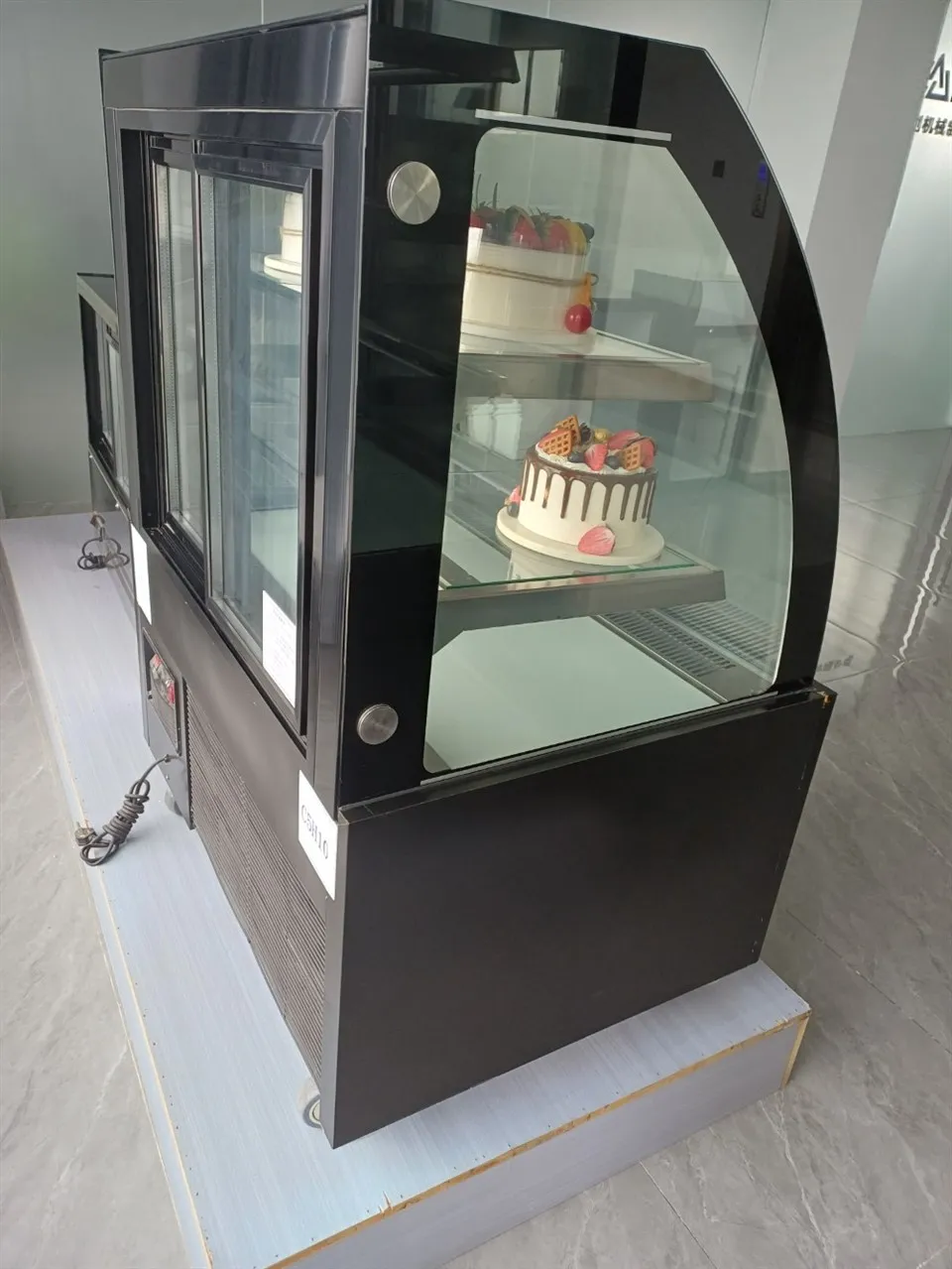 Cake Shop Refrigerated Display Case